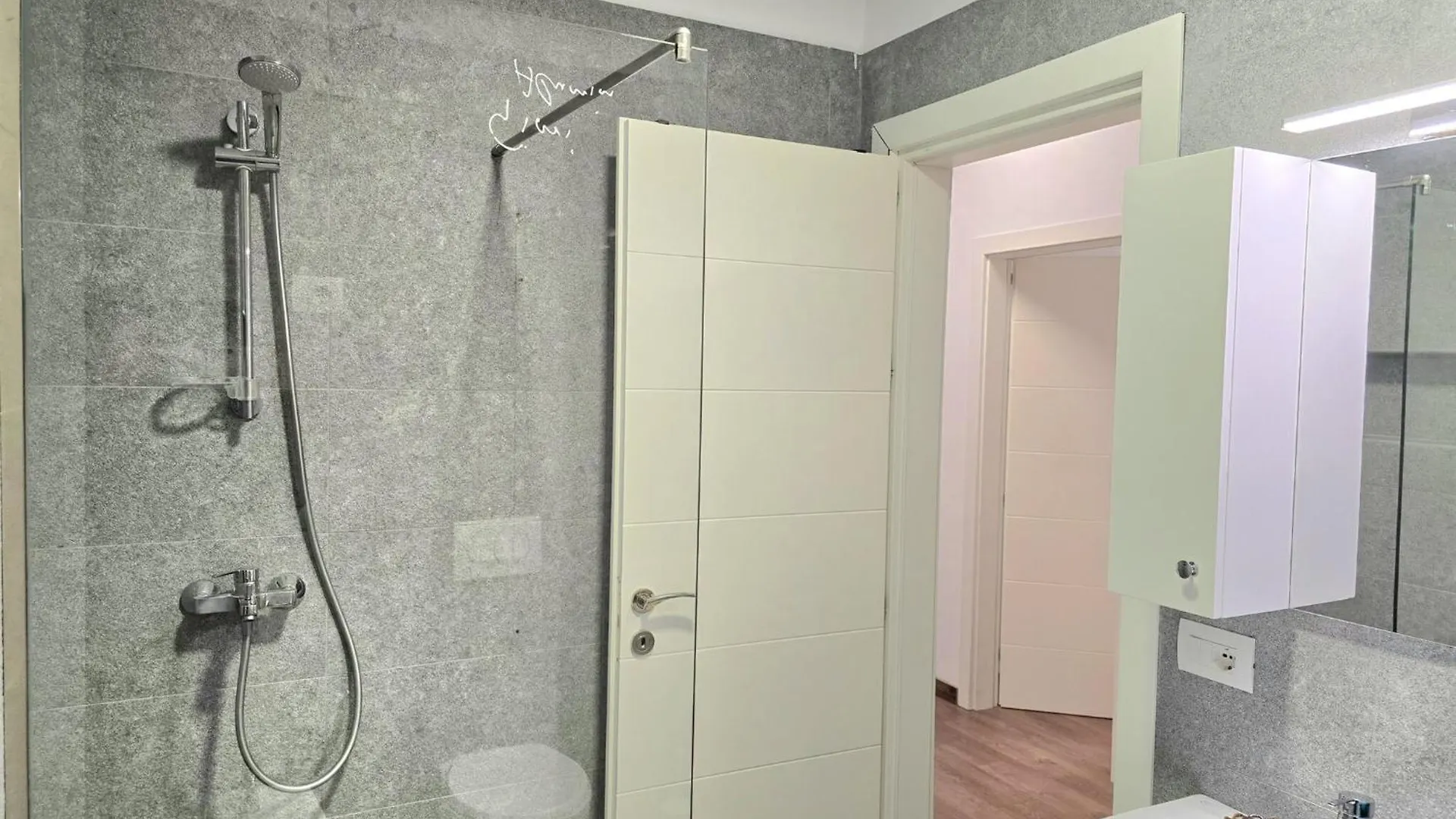Cozy Coastal Retreat With Pool Access Appartement Plazhi San Pietro