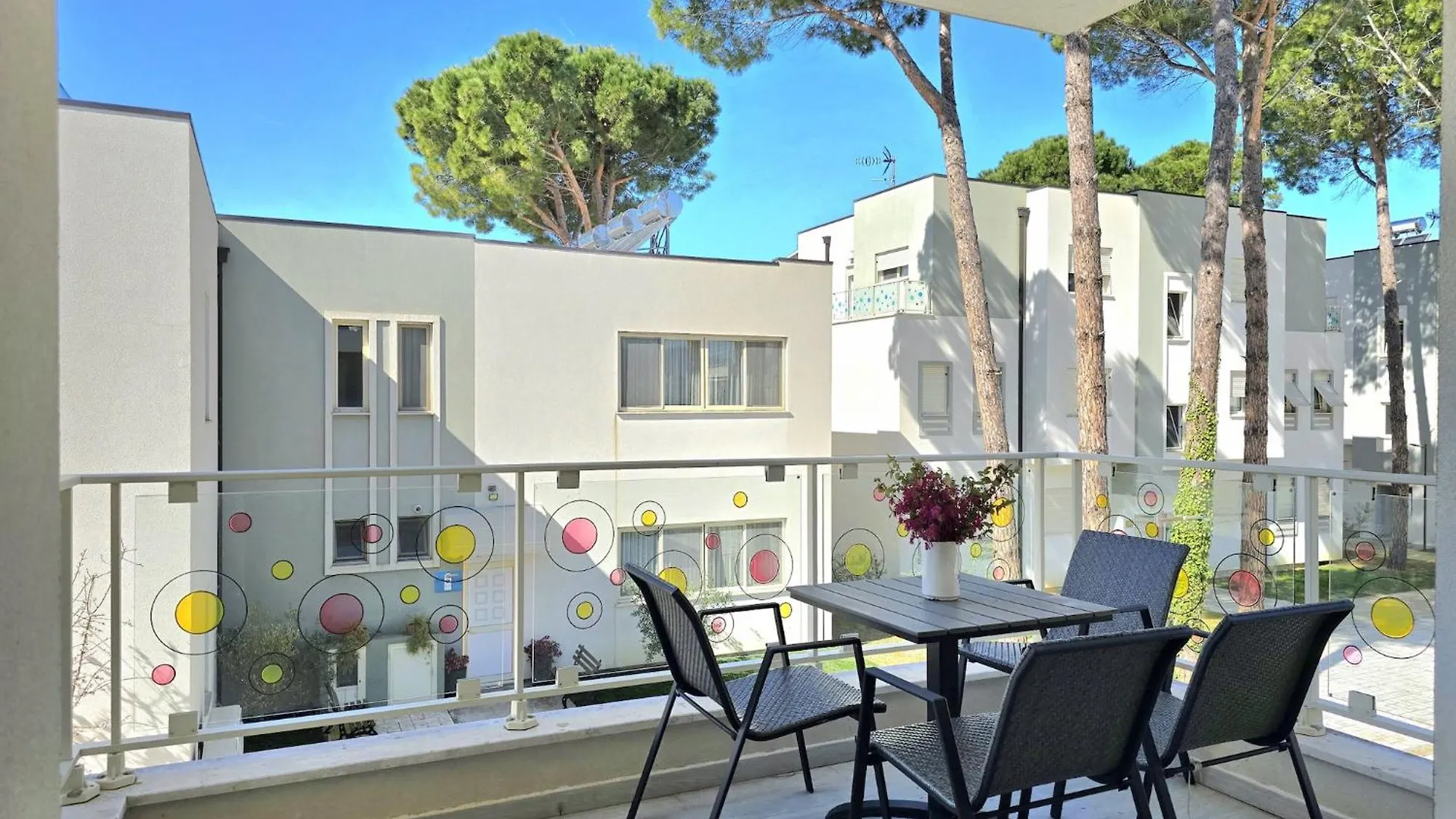 Cozy Coastal Retreat With Pool Access Appartement Plazhi San Pietro